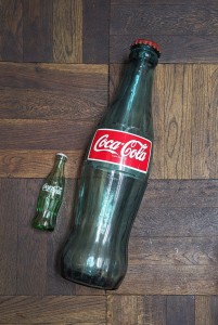 コカ・コーラ　グラス３