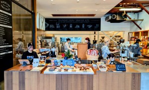 水曜日２５－８７３