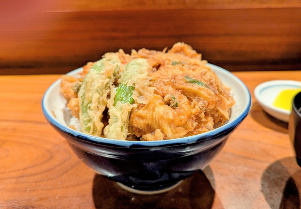 水曜日２５－８３６