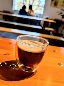 水曜日２５－８７７